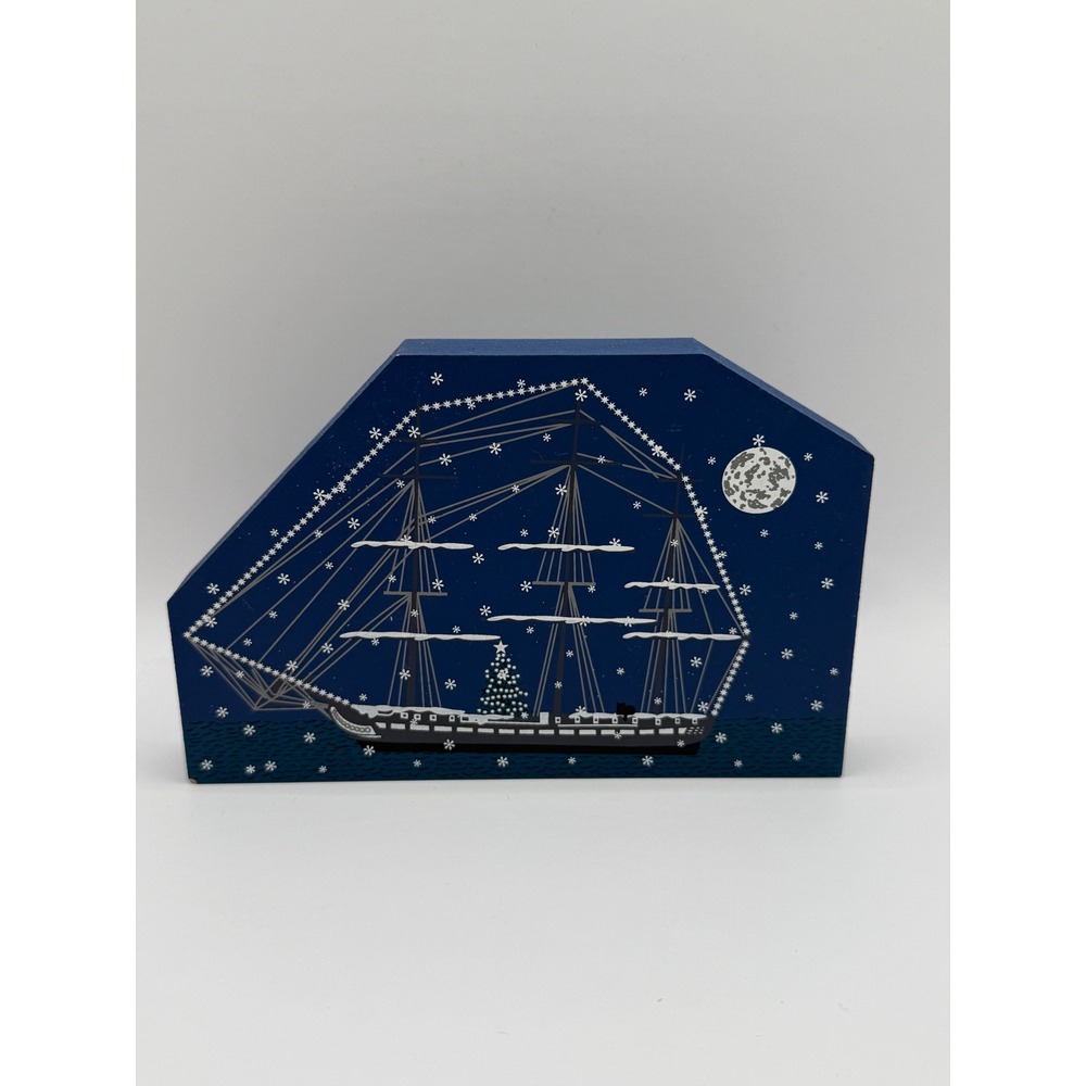 The Cat's Meow Village USS Constitution Boston Christmas Series 1999 RA 362 Wood